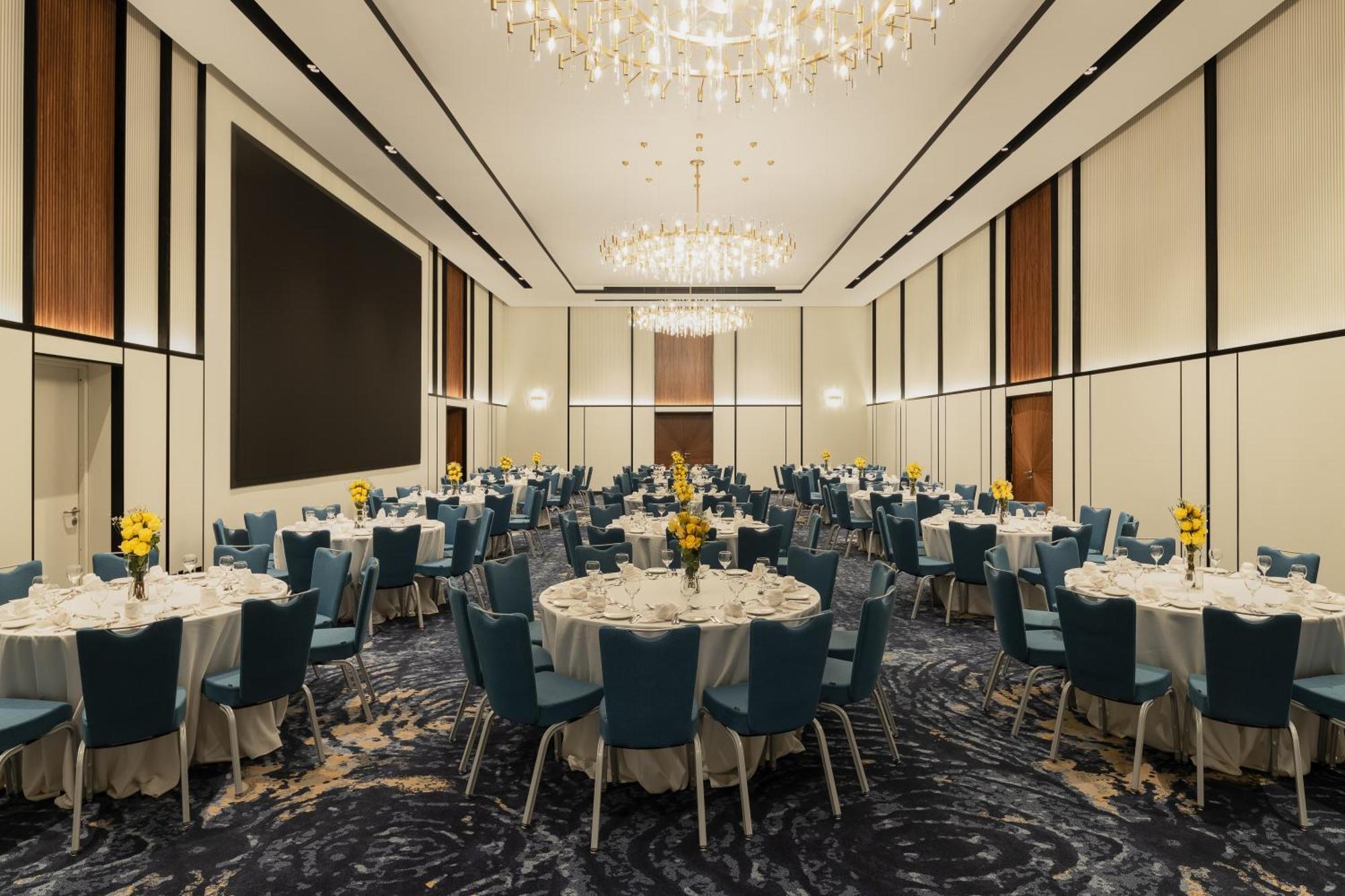 Park Inn By Radisson Hotel & Apartments Kuwait Kuwait City ภายนอก รูปภาพ