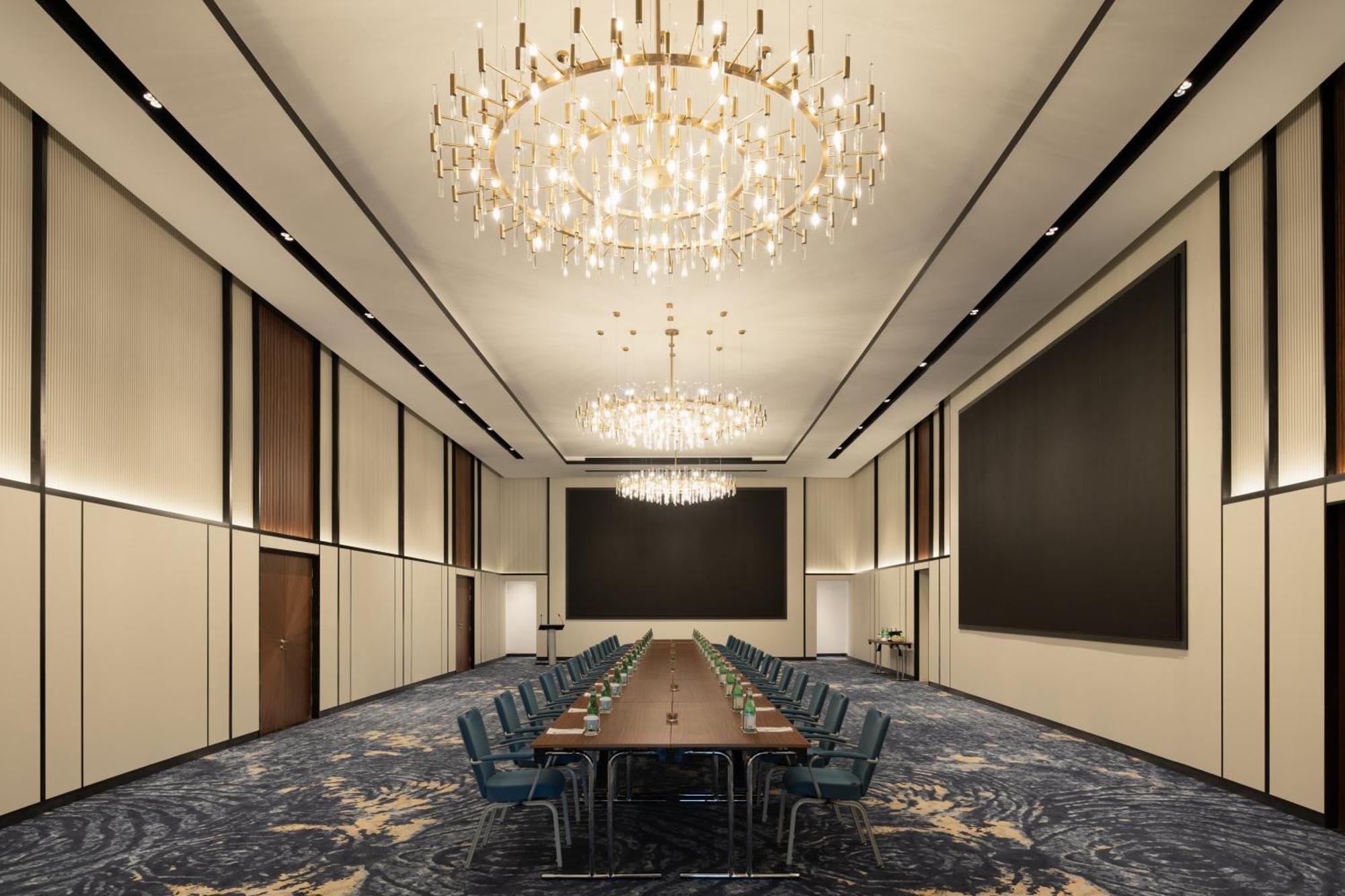 Park Inn By Radisson Hotel & Apartments Kuwait Kuwait City ภายนอก รูปภาพ