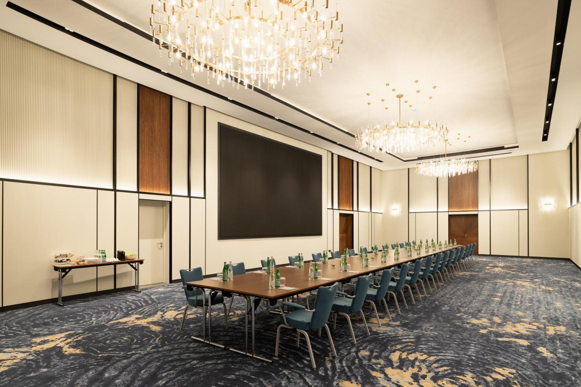 Park Inn By Radisson Hotel & Apartments Kuwait Kuwait City ภายนอก รูปภาพ