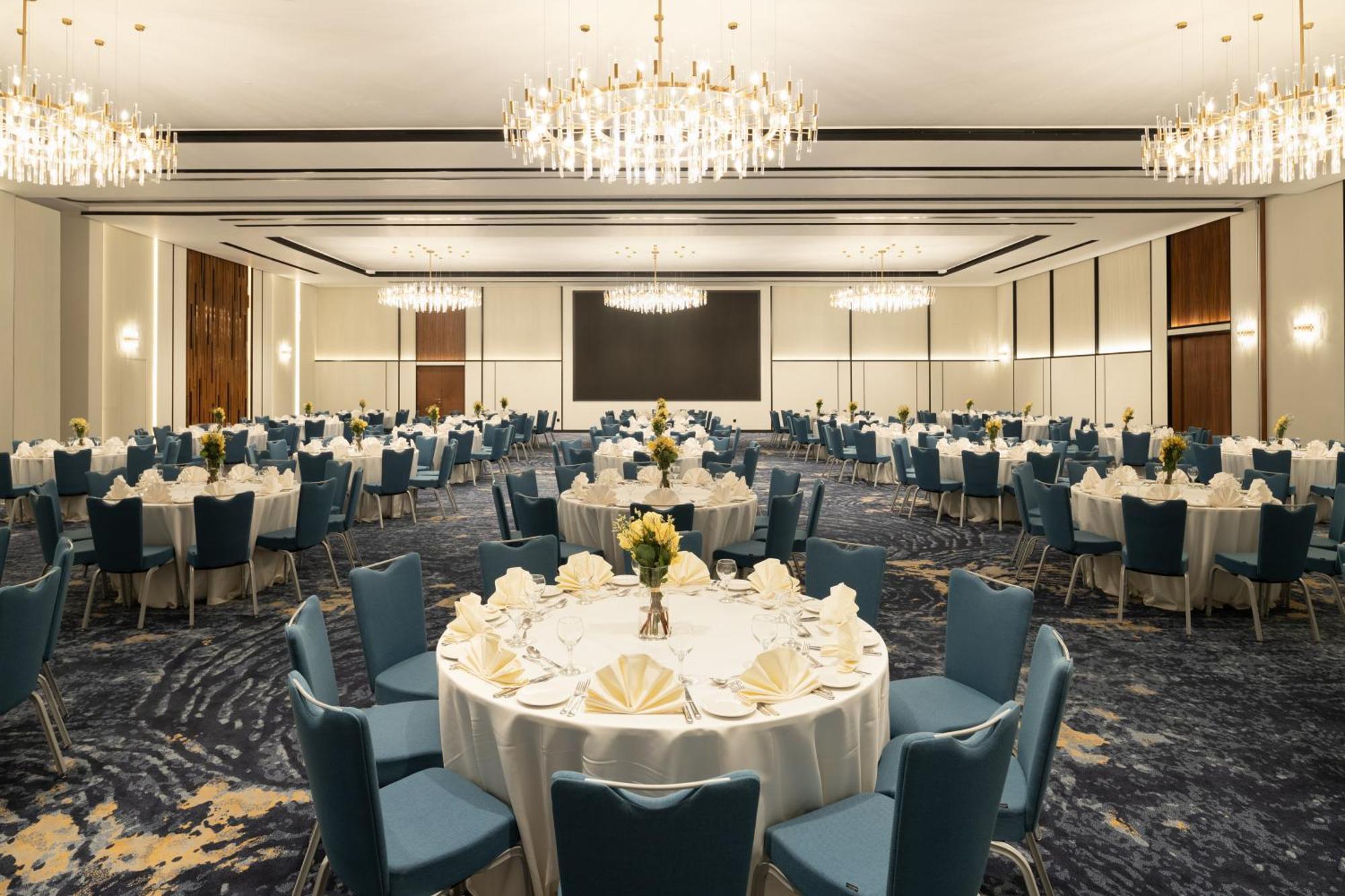 Park Inn By Radisson Hotel & Apartments Kuwait Kuwait City ภายนอก รูปภาพ
