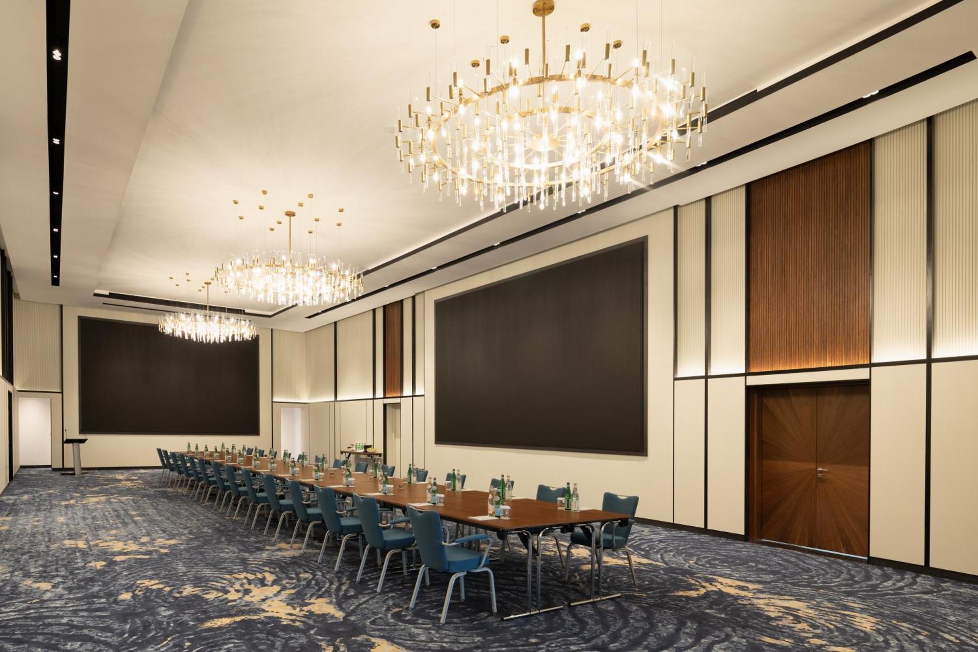 Park Inn By Radisson Hotel & Apartments Kuwait Kuwait City ภายนอก รูปภาพ