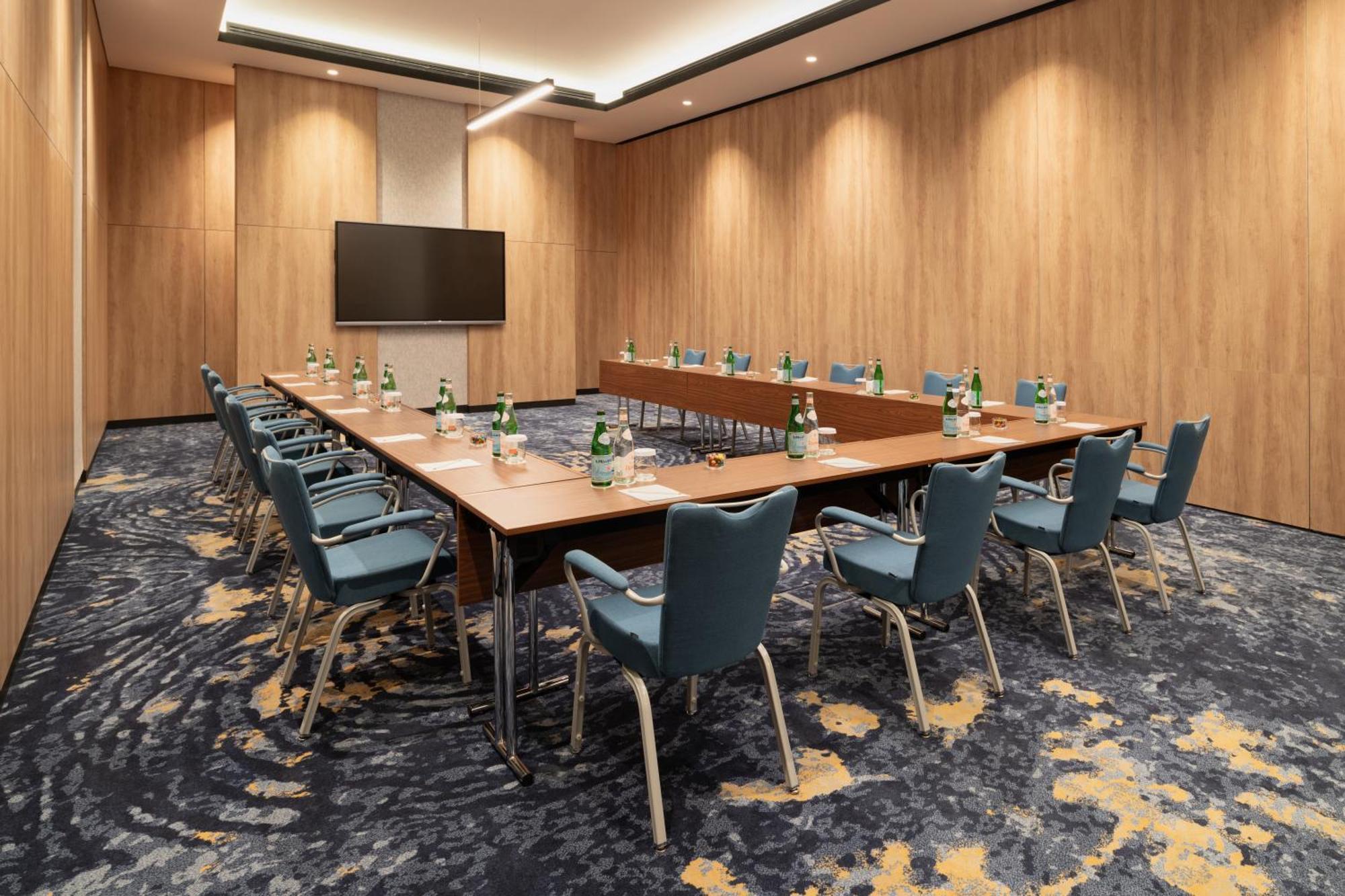 Park Inn By Radisson Hotel & Apartments Kuwait Kuwait City ภายนอก รูปภาพ