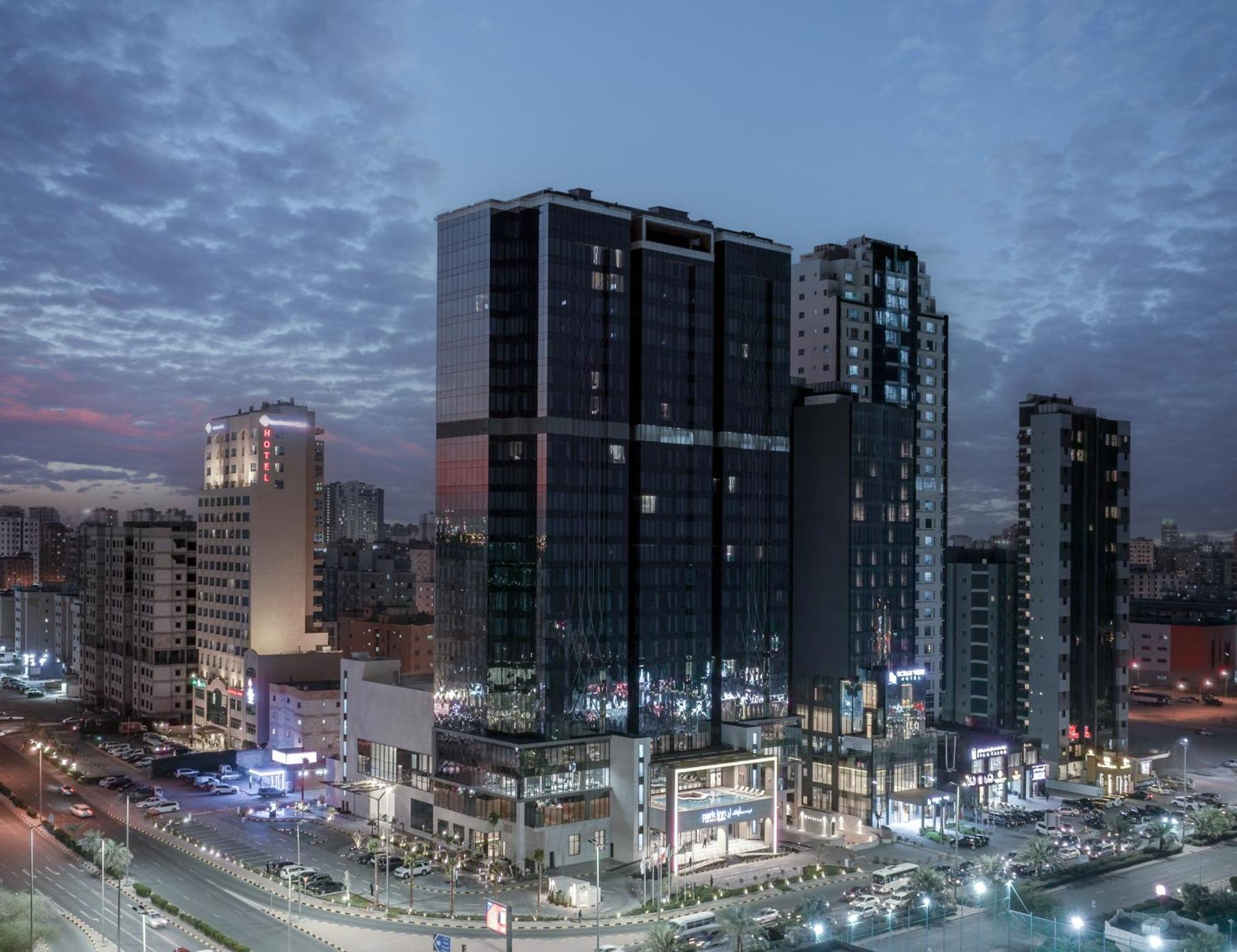 Park Inn By Radisson Hotel & Apartments Kuwait Kuwait City ภายนอก รูปภาพ
